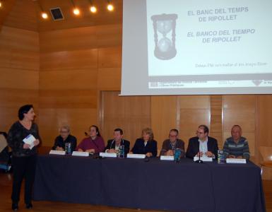Els membres del Banc del Temps intenten constituir-se com a entitat -Imatge 1-
