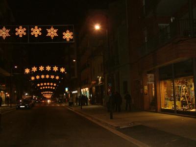 Ripollet es guarneix amb llums de Nadal de baix consum -Imatge 1-