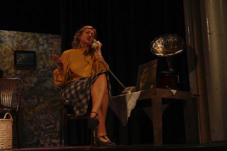 Teatre: "Merc dels uns, Merc dels altres" -Imatge 1-