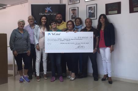 Tres entitats de Ripollet i Cerdanyola reben 10.600 euros de l'Obra Social 'La Caixa' -Imatge 1-