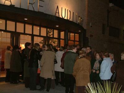 Àmplia i participativa commemoració del Dia de les Dones -Imatge 1-