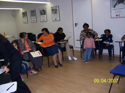 Finalitza amb èxit el primer curs d'Auxiliar de Llar -Imatge 1-