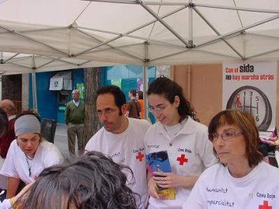 Creu Roja recull més 700 llibres per Sant Jordi  -Imatge 1-