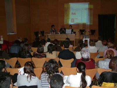 Es posa en marxa un pla d'acollida i una web per a immigrants -Imatge 1-