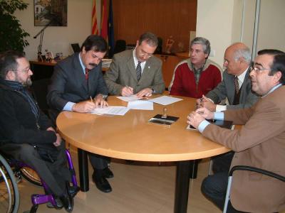 Sorea finançarà la construcció d´una font en homenatge a Caniles -Imatge 1-