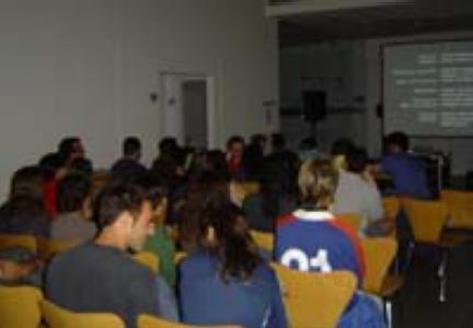 Ple a la projecció dels 32 finalistes del 6è Certamen de Curtmetratges -Imatge 1-