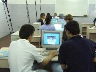 El PAME disposarà d´un aula per connectar-se gratis a Internet -Imatge 1-