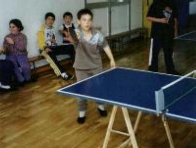El mini ping-pong arriba a les escoles de Ripollet -Imatge 1-
