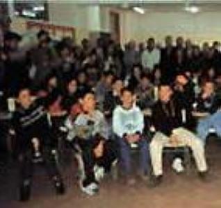 Un grup d'estudiants de Ripollet participa en una jornada de formació per a delegats -Imatge 1-