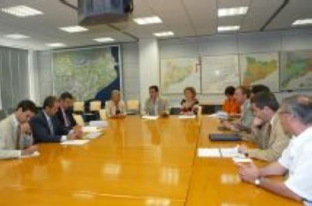 Parralejo i 12 alcaldes vallesans demanen al conseller Puig que millori el transport públic -Imatge 1-