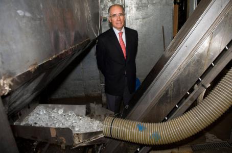 L'empresa local Hielos de Vitória inverteix 600.000 euros per ampliar la planta de Ripollet -Imatge 1-