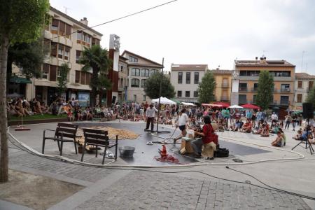 Les places s'omplen diumenge de circ mediterrani #FMripollet16 -Imatge 1-