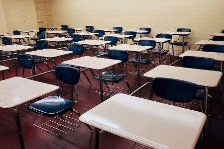 CCOO alerta de sobrerrtio d'alumnes a les aules de primria de Ripollet -Imatge 1-