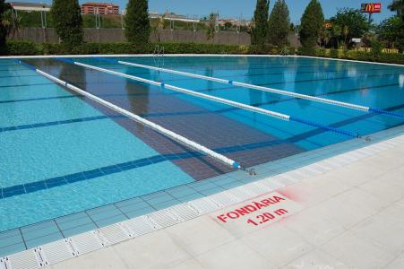 Aclariments sobre les condicions d'ús de les piscines d'estiu del Poliesportiu municipal -Imatge 1-