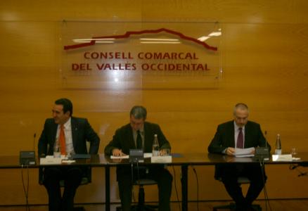 El Consell d'Alcaldes aprova una moció de recolzament als agents econòmics i socials de la comarca -Imatge 1-