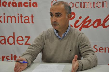 Luis Tirado presenta la seva candidatura a primer secretari del PSC a Ripollet -Imatge 1-