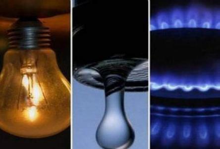 Les tres grans companyies de serveis s'adhereixen al programa de pobresa energètica de l'AMB -Imatge 1-