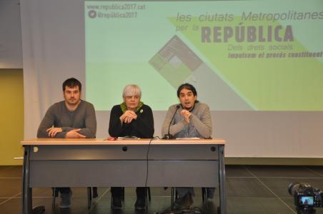 Els governs de Ripollet, Badalona i Cerdanyola debaten sobre el procés constituent -Imatge 1-