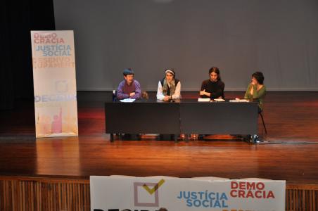 Teresa Forcades inaugura les jornades de Decidim parlant del poder popular i la democràcia directa -Imatge 1-