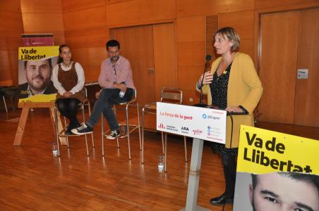 La consellera de Salut (ERC) participa en un acte electoral a Ripollet -Imatge 1-