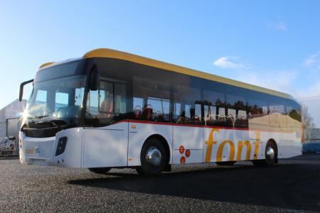 Un nou bus per anar a Badalona, Santa Coloma i la UAB -Imatge 1-