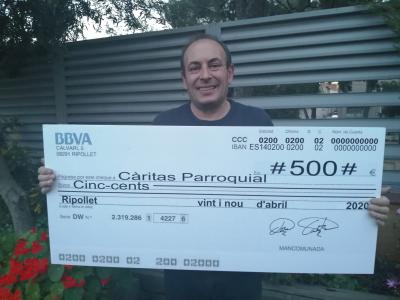 Amics del Teatre dona 500 euros a Càrites Parroquial per ajudar a la crisi del coronavirus -Imatge 1-