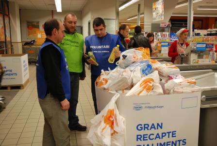 El Banc d'Aliments de Ripollet fa una crida a recollir 20.000 quilos d'aliments en el Gran Recapte -Imatge 1-