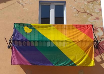 Ripollet reivindica la bandera de l'arc de Sant Martí en el Dia de l'Alliberament LGTBI -Imatge 1-
