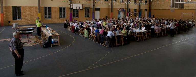 Mans Unides celebra el seu tradicional dinar per recaptar fons -Imatge 1-