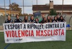 Ripollet torna a clamar un any més per eradicar la violència vers les dones -Imatge 4-