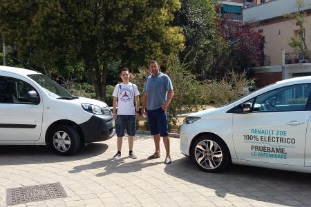 Cedits a l'Ajuntament dos vehicles elèctrics -Imatge 1-