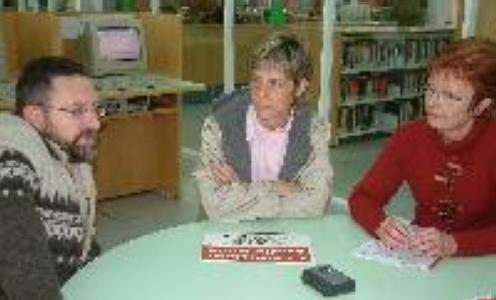 La biblioteca de Ripollet amplia l´horari<br>L´any 2003 es van fer més de 1100 nous socis -Imatge 1-